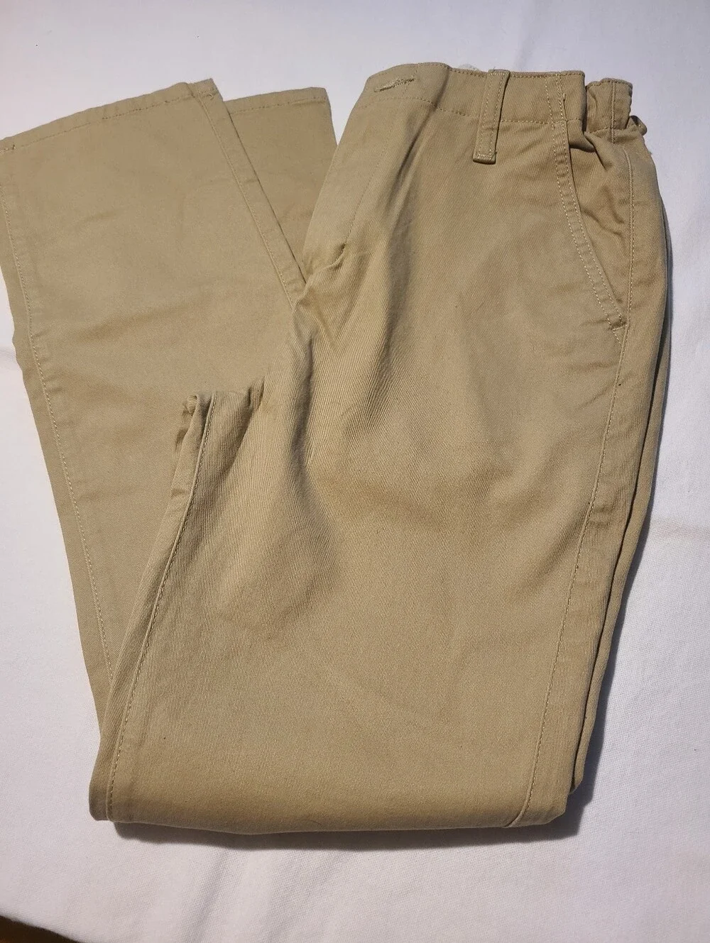 GAP Men's Chino Pants in Light Tan